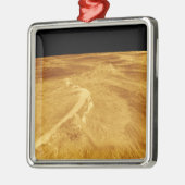 3D-Perspektive von Latona Vorona Ornament Aus Metall (Links)