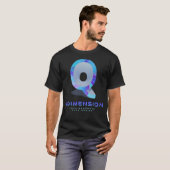 3D Tech-Buchstabe Q Modern Monogramm Stylisch T-Shirt (Vorne ganz)