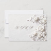 3D White Roses Wildflowers Wedding RSVP Karte (Rückseite)