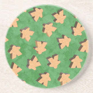3D Wood Meeple Game Piece on Green Getränkeuntersetzer
