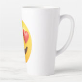 3d yellow smiling emoji face with heart shaped eye milchtasse (Rechts)