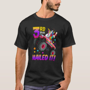 3rd Grade Nails It Einhorn Monster Truck Graduati T-Shirt