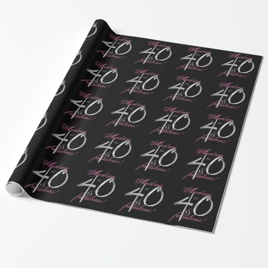 40 & Fabulous Individuelle Name Pink auf Schwarz Geschenkpapier (Ungerollt)