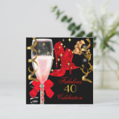 40 & Fabulous Red Black Gold Birthday Shoes Einladung (Stehend Vorderseite)