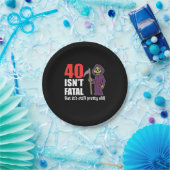 40 ist kein tödlicher, aber immer noch alter grimm pappteller (Party)