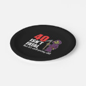 40 ist kein tödlicher, aber immer noch alter grimm pappteller (Schrägansicht)