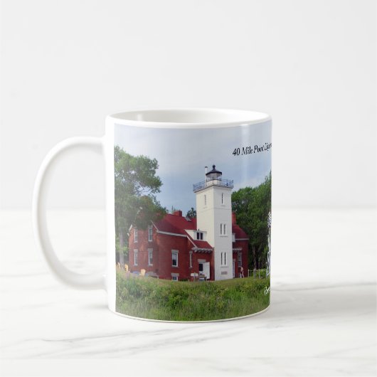 40 Mile Point Lighthouse 2 pict. Tasse (Links)