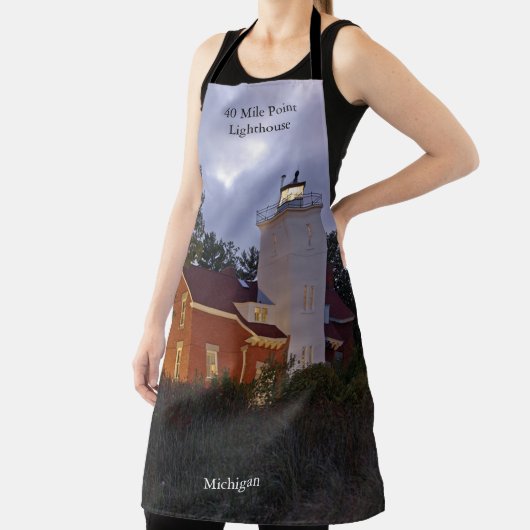 40 Mile Point Lighthouse Dusk Schürze (InSitu)