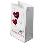 40. Ruby Hochzeitstag Rote Herzblasen Kleine Geschenktüte (Rückseite Schrägansicht)