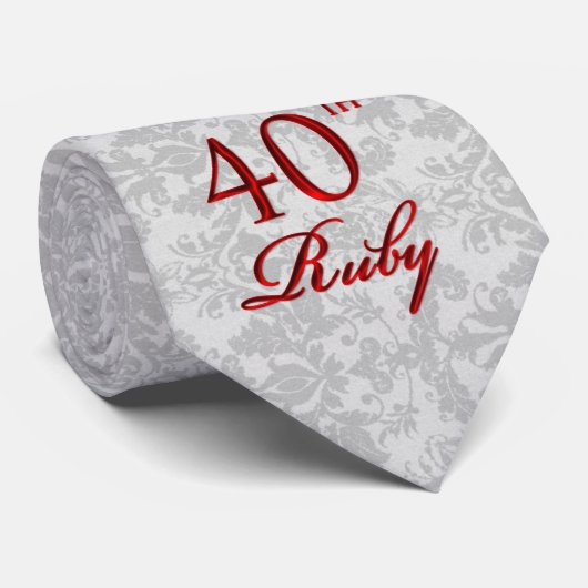 40. Ruby-Jubiläum in Silver and Red Damask Krawatte (Gerollt)