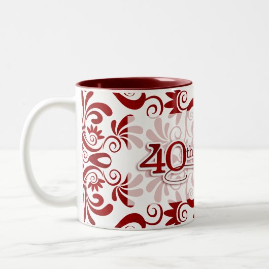 40. Ruby-Jubiläum mit Red Wirbel on White Zweifarbige Tasse (Links)