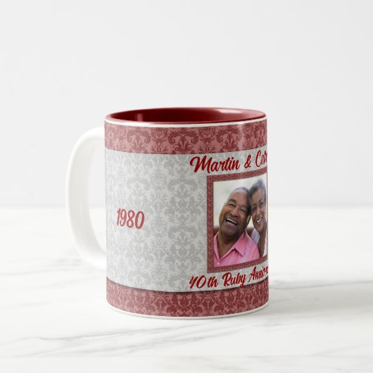 40. Ruby Jubiläum Rot und Silberner Damast Foto Zweifarbige Tasse (Vorderseite Links)