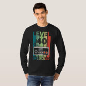 40. T-Shirt (Vorne ganz)