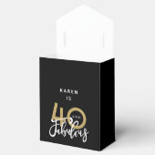 40 und fabelhaft geschenkschachtel (Geöffnet)