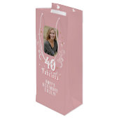 40 und fabelhaftes Foliage Pink Foto 40. Geburtsta Geschenktüte Für Weinflaschen (Rückseite Schrägansicht)