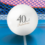 40 und fabulous Elegant Script 40. Geburtstag Tischtennisball<br><div class="desc">40 und fabelhafte Elegant Script 40. Geburtstag Ping Pong Ball. Das Design hat ein lustiges Zitat 40 und Fabulous in einem trendigen schwarz-golden Skript. Sie können die Altersnummer ändern.</div>