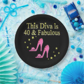 40 UND FABULOUS PINK SHOE QUEEN DESIGN PAPPTELLER (Party)