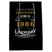 40th Birthday 1986 Add Name Legend Black Gold Mittlere Geschenktüte (Rückseite)