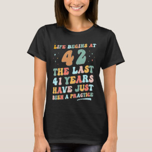 42. Geburtstag Mann Frau 2023 Groovy Life beginnt T-Shirt