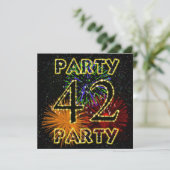 42. Geburtstagsfeier Einladung mit Feuerwerk (Stehend Vorderseite)