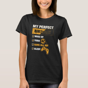 42. Perfect Birthday Gamer 42 Years Old Gaming T-Shirt