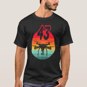 43. Geburtstag I Retro-Fernbedienung Drohnen Mit C T-Shirt