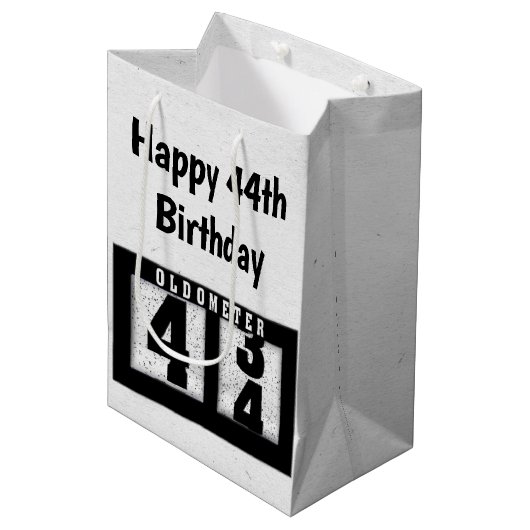 44. Geburtstag Schwarzes Odometer Mittlere Geschenktüte (Vorderseite Schrägansicht)
