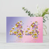 44. Geburtstagsparty mit Blumenbriefen Einladung (Stehend Vorderseite)