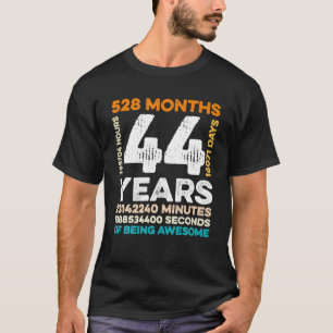 44 Jahre alt 528 Monate Phantastisch 44. T-Shirt