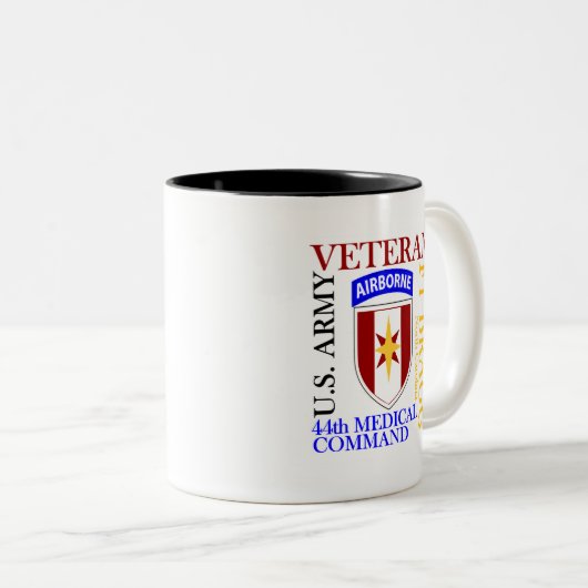 44. MEDCOM - Fort Bragg Zweifarbige Tasse (VorderseiteRechts)