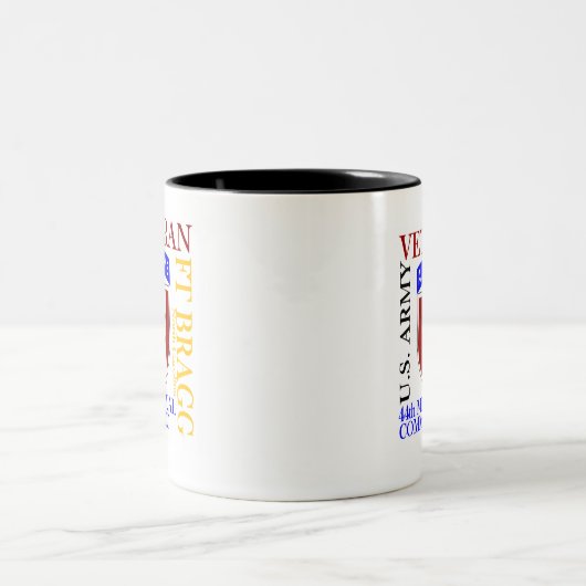 44. MEDCOM - Fort Bragg Zweifarbige Tasse (Mittel)