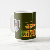 44. Medizinische Mediziner-Tasse der Brigaden-UH-1 Kaffeetasse (Vorderseite Links)