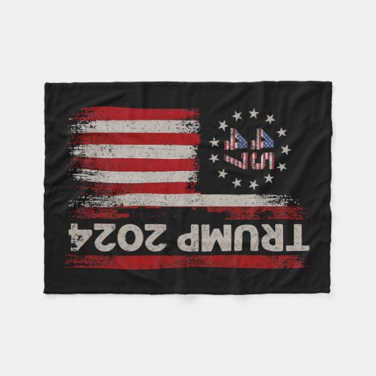 45 47 Donald Trump 2024 American Flag 2024 Electio Fleecedecke (Vorderseite (Horizontal))