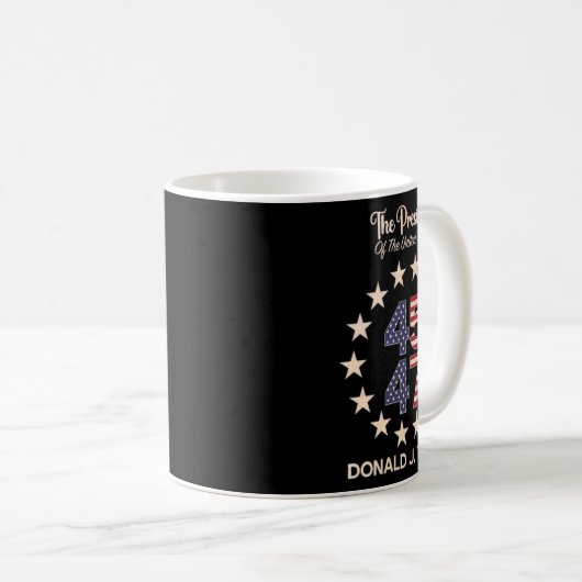 45 47 Donald Trump 2024 American Flag (auf Byck) Kaffeetasse (VorderseiteRechts)