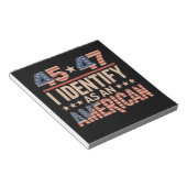 45 47 Ich bezeichne mich als amerikanischen Trump- Notizblock (angewinkelt)