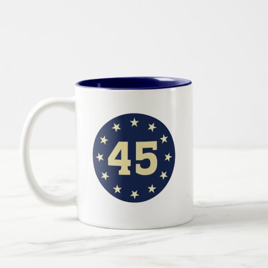 45-47 ZWEI TASSE (Links)