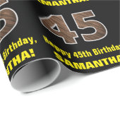 45. Geburtstag: Name & Imitate Holzkörnchen Muster Geschenkpapier (Rolleneckpunkt)