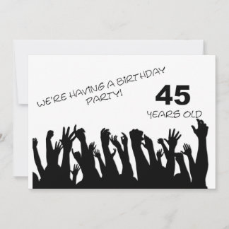 45. Party Einladung mit jubelnden Menschenmengen