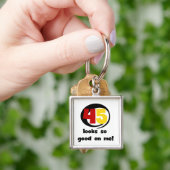 45 sieht mir so gut aus wie Shirts und Geschenke Schlüsselanhänger (Hand)