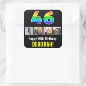 46. Geburtstag: Regenbogen "46"; benutzerdefiniert Quadratischer Aufkleber (Tasche)