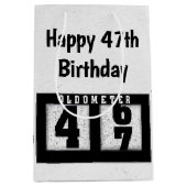 47. Geburtstag Schwarzes Odometer Mittlere Geschenktüte (Vorderseite)
