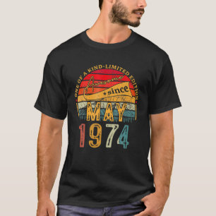 48 Jahre alt Phantastisch seit Mai 1974 Geschenke T-Shirt