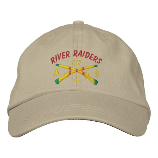 4/47. Crossed Rifles River Raiders Hat Bestickte Baseballkappe (Vorderseite)