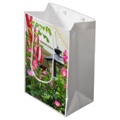 4. Blume Juli - Martha's Vineyard Mittlere Geschenktüte (Vorderseite Schrägansicht)