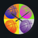 4 Colour Pop Art Basketball Runde Wanduhr<br><div class="desc">Retro Style Pop Kunst und Kunst</div>