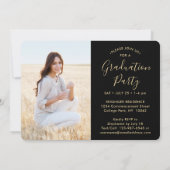 4 Foto Collage Script Black Gold Graduation Party Einladung (Rückseite)