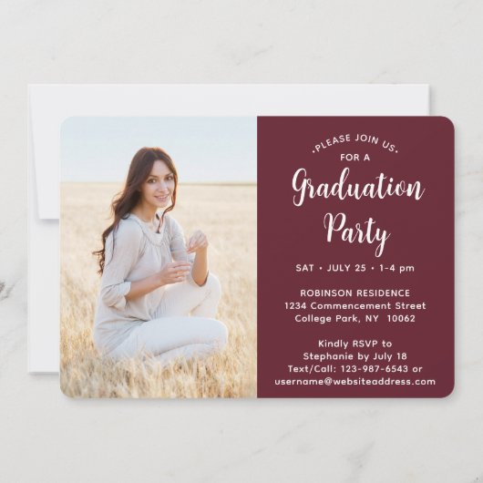 4 Foto Maroon and White Script Graduation Party Einladung (Rückseite)