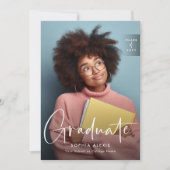 4 Foto White Overlay Eleganter Script-Abschluss Ankündigung (Vorderseite)