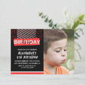 4. Geburtstag Einladung Junge Party Foto Rot (Stehend Vorderseite)