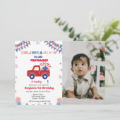 4. Juli 1. Geburtstag rot & blau Feuertracker Einladung (Stehend Vorderseite)